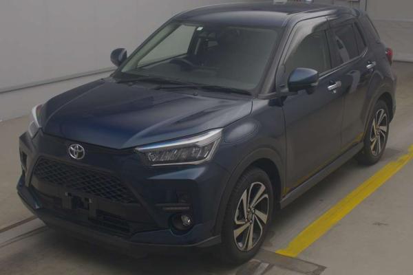 Основное фото TOYOTA RAIZE