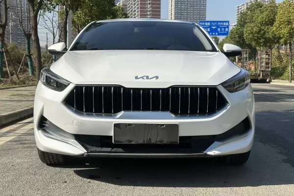 Основное фото KIA K3